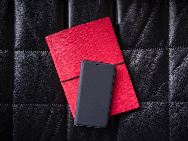 Гравировка на кожгалантерее — сумки, портмоне, клатчи